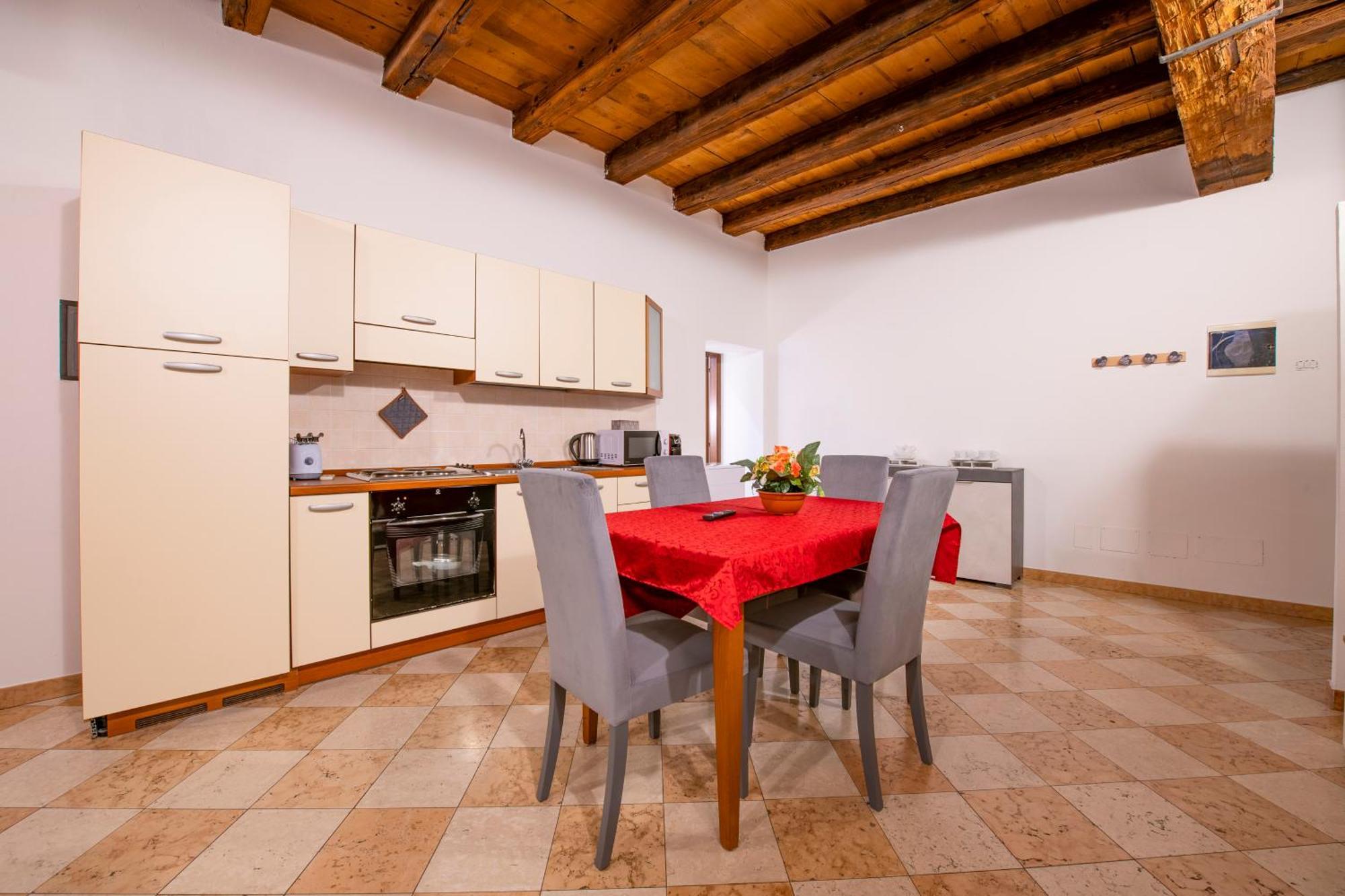 Palace Home Mazzini Verona Bagian luar foto
